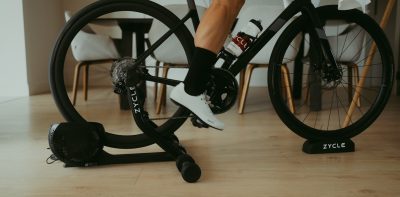 Cómo calibrar un rodillo o bicicleta indoor para medir vatios con precisión